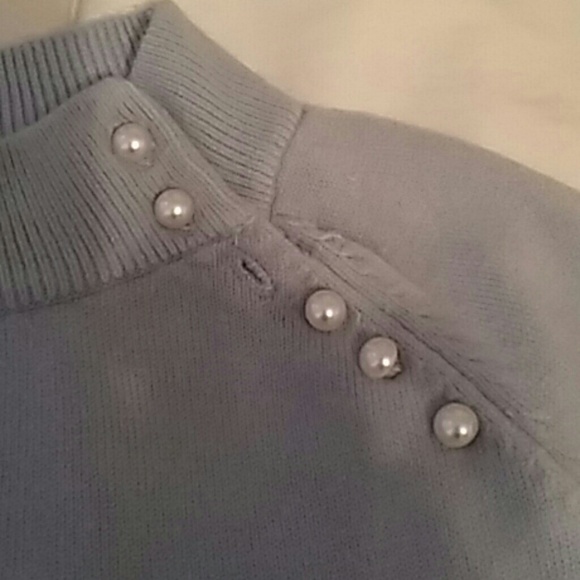 Sweater - Picture 2 of 3